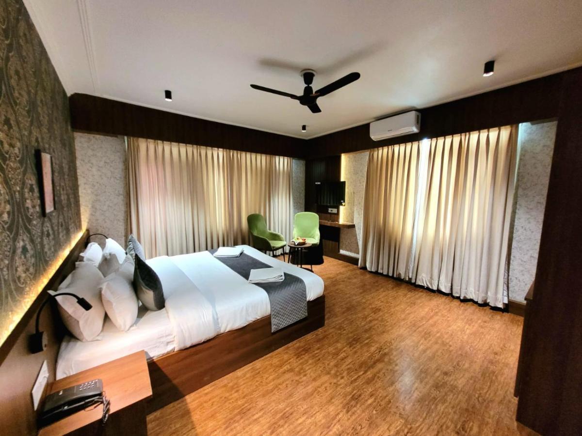Hotel Green Rooms, Vintage Luxury Near Dal Lake Srīnagar Dış mekan fotoğraf