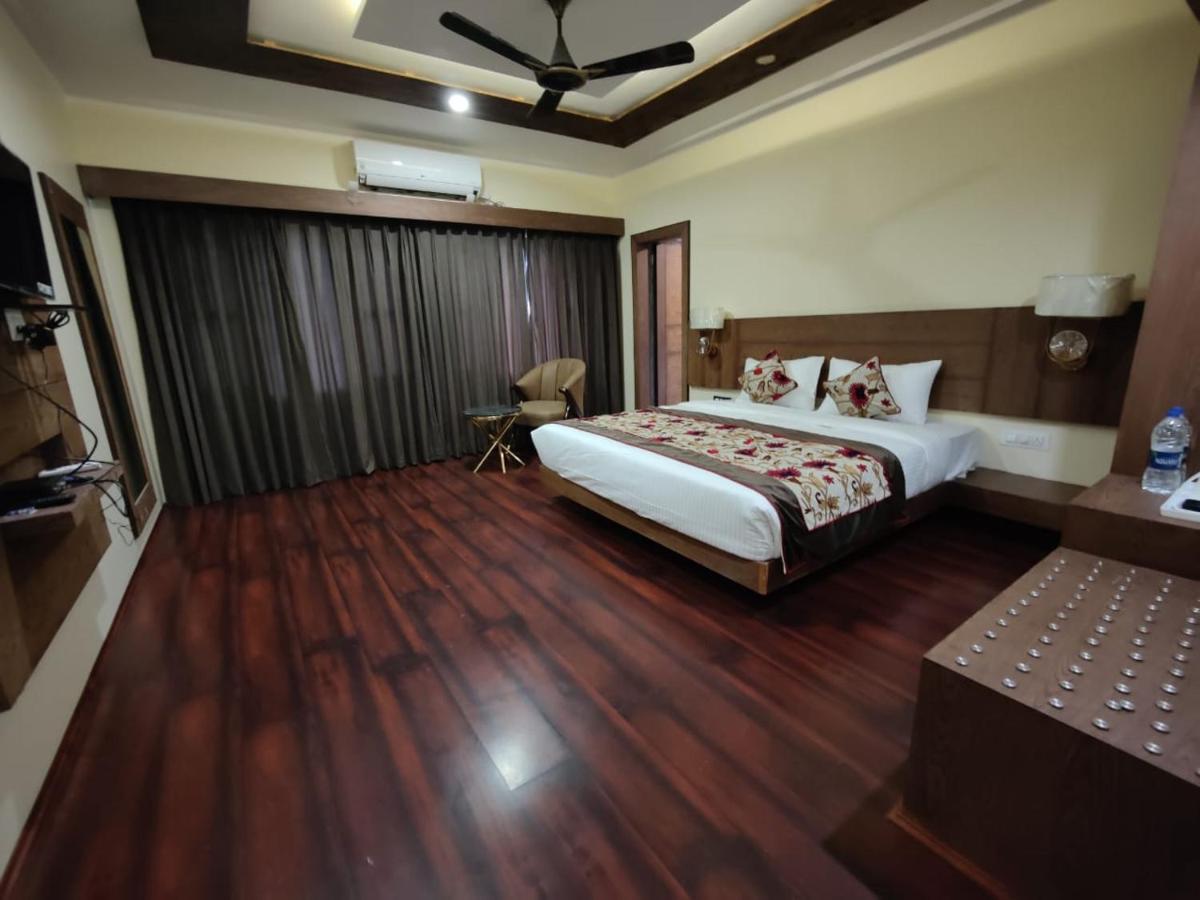 Hotel Green Rooms, Vintage Luxury Near Dal Lake Srīnagar Dış mekan fotoğraf
