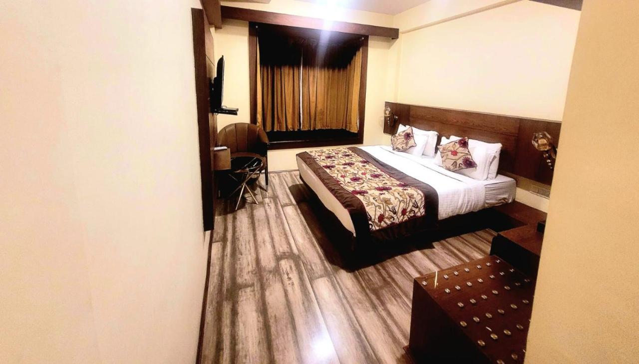 Hotel Green Rooms, Vintage Luxury Near Dal Lake Srīnagar Dış mekan fotoğraf