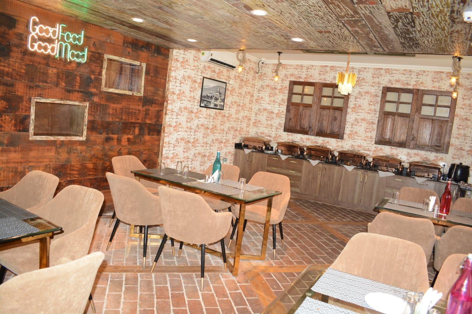 Hotel Green Rooms, Vintage Luxury Near Dal Lake Srīnagar Dış mekan fotoğraf
